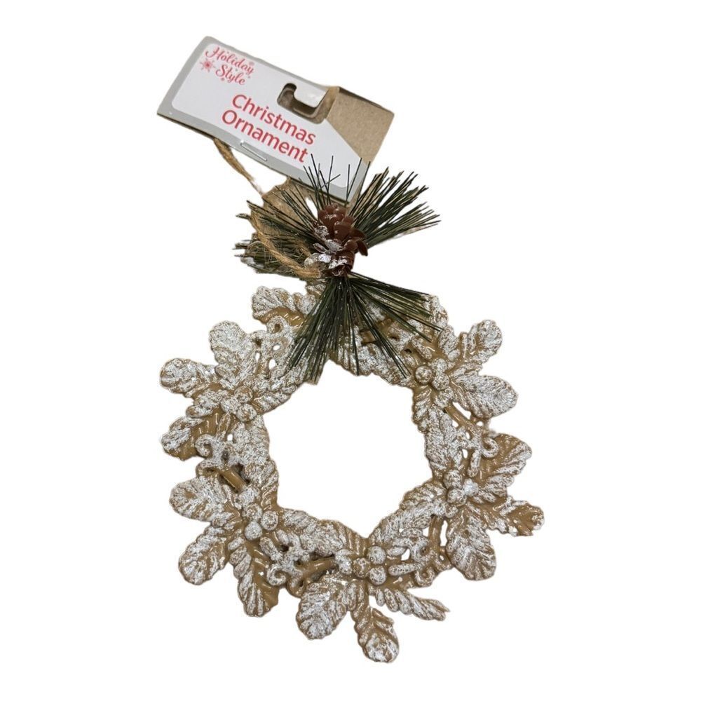 Holiday Style Christmas Ornament wreath